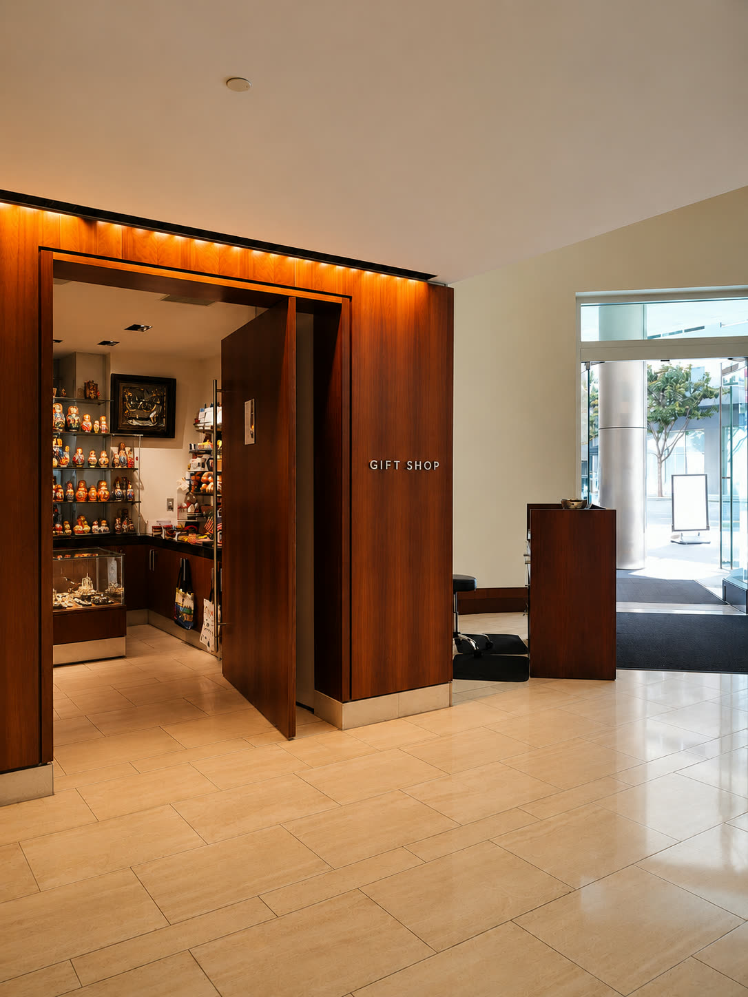 The InterContinental San Francisco lobby: the Gift Shop doorway on the left, the street entrance on the right